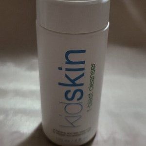 Kidskin T-Blast Face Cleanser With Tea Tree Oil For Oily Acne Prone Skin 5 fl oz